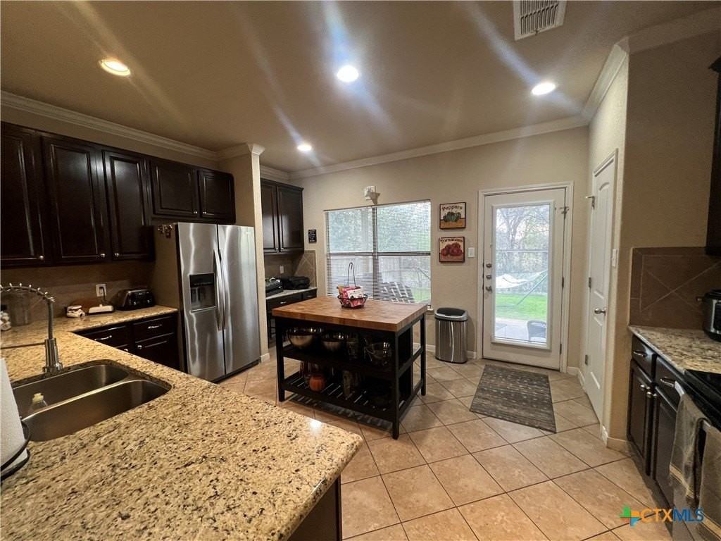 237 Flushing - Photo 5 of 21