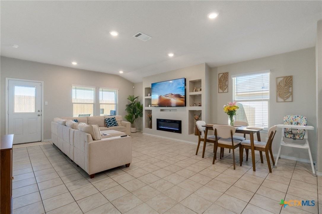 5105 Natalia Rd - Photo 2 of 15