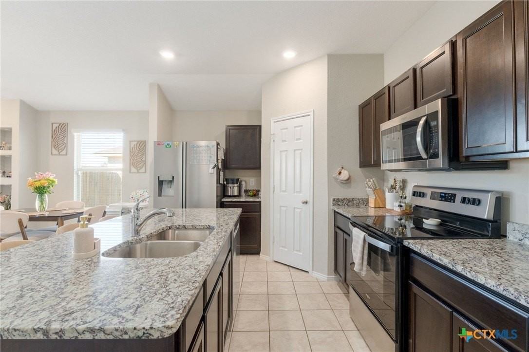 5105 Natalia Rd - Photo 4 of 15