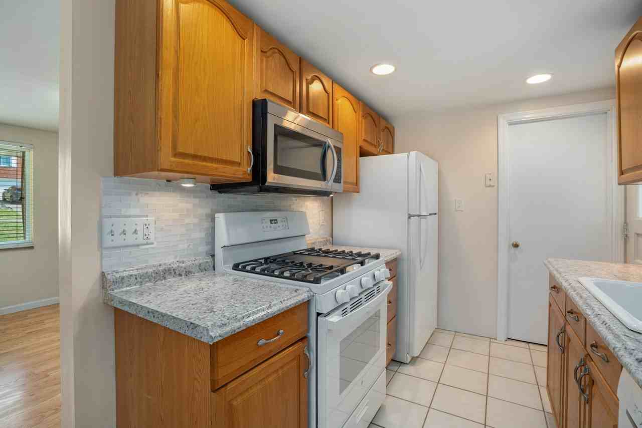 5116 Cherryvale Dr #1 - Photo 3 of 27