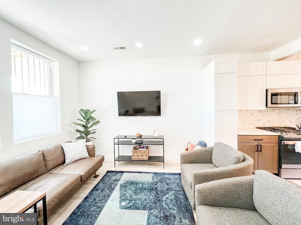 3424 9th St Ne - Photo 5 of 30