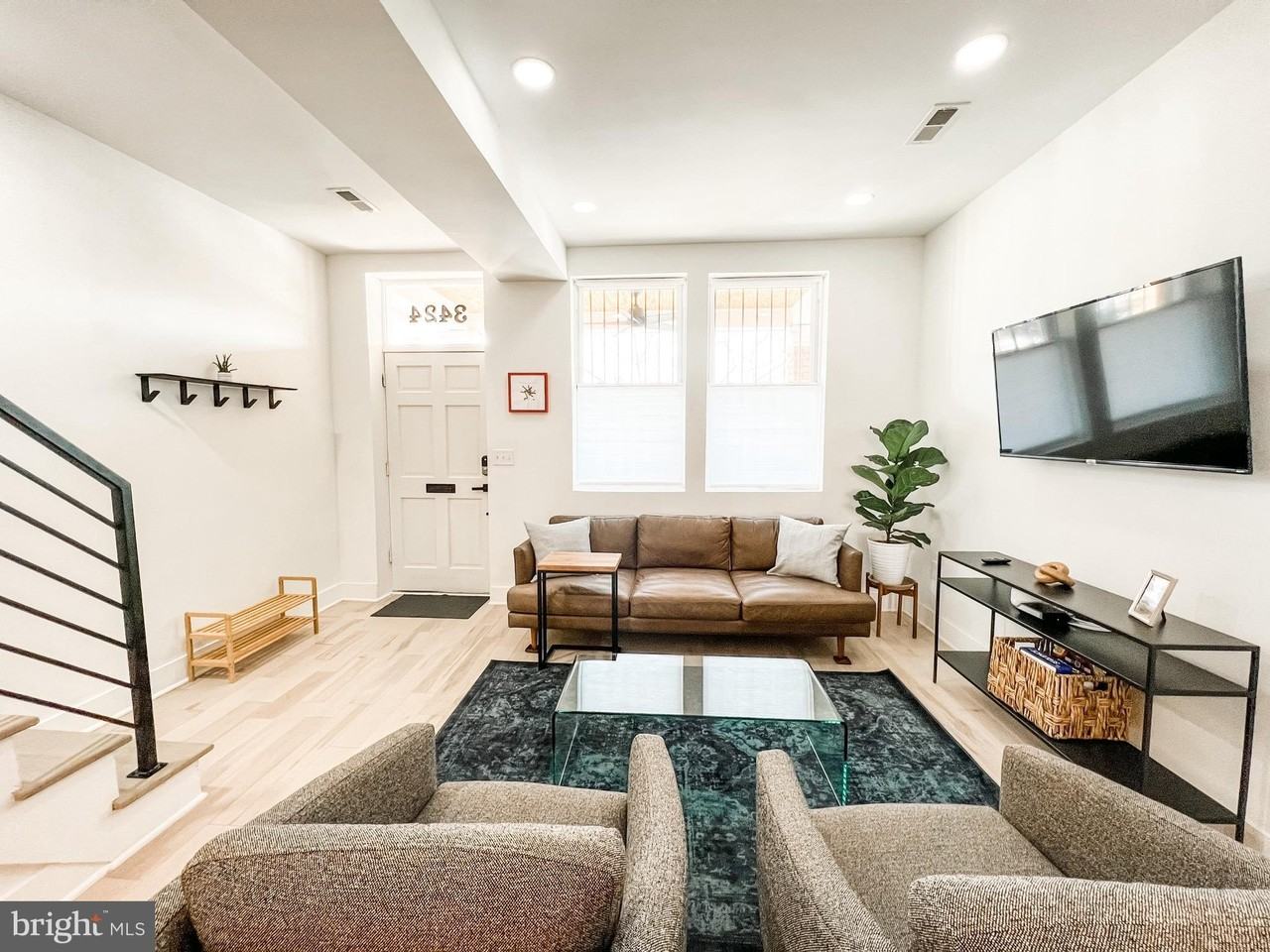 3424 9th St Ne - Photo 2 of 30