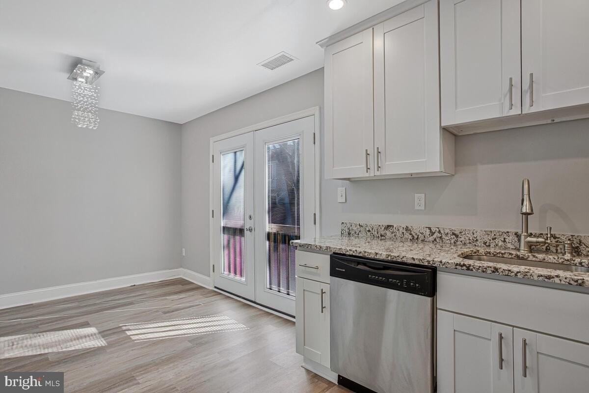 1627 Riedel Rd - Photo 7 of 27