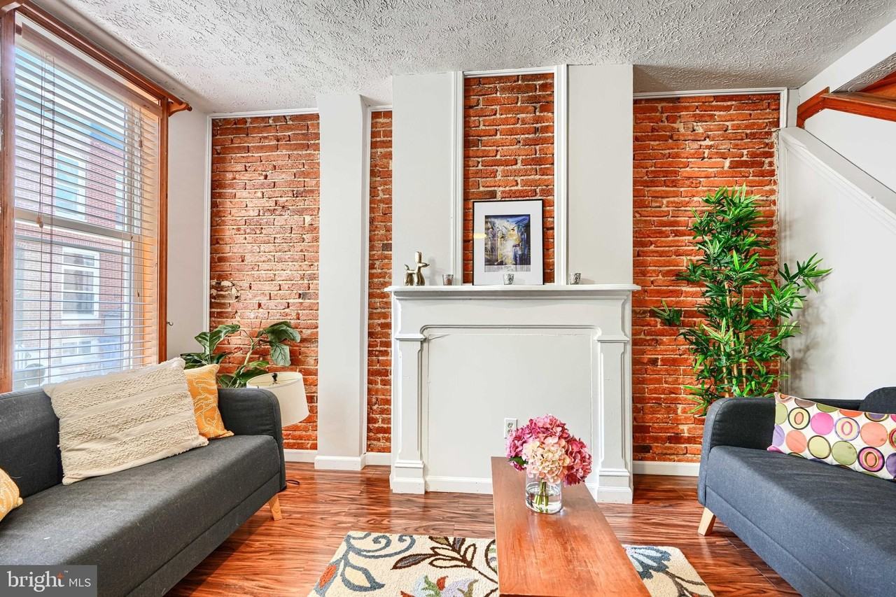 1230 Wall St - Photo 4 of 32