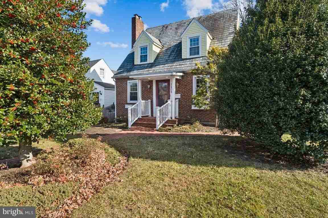 7809 Oakdale Ave - Photo 2 of 21