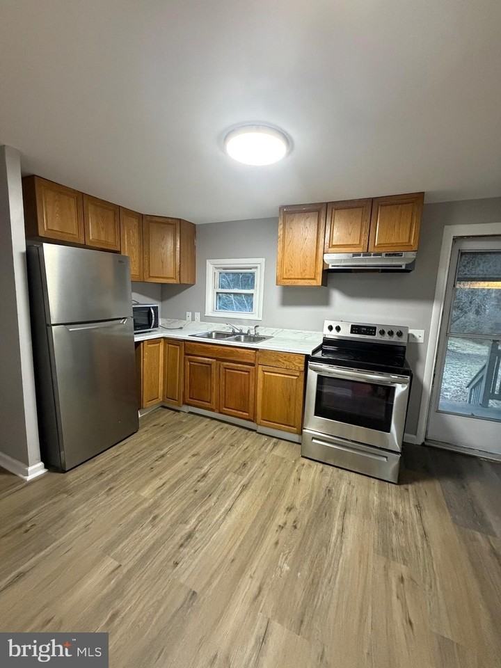 3018 Philadelphia Rd - Photo 3 of 20