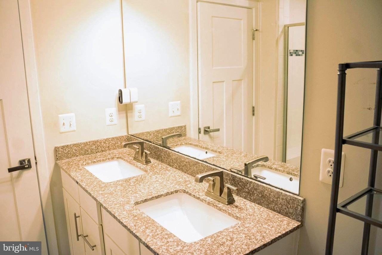 6212 Editors Park Dr - Photo 6 of 9