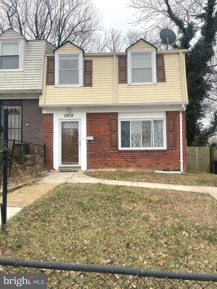 7619 Allendale Dr - Photo 2 of 21