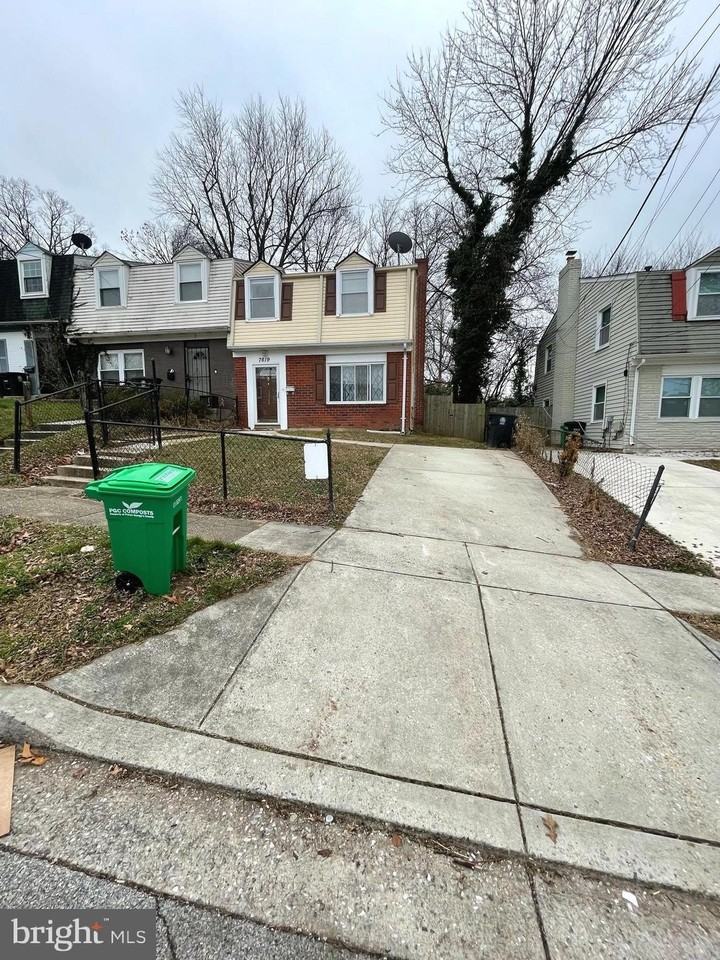 7619 Allendale Dr - Photo 3 of 21