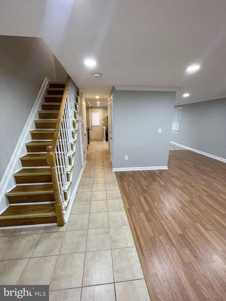 7619 Allendale Dr - Photo 4 of 21