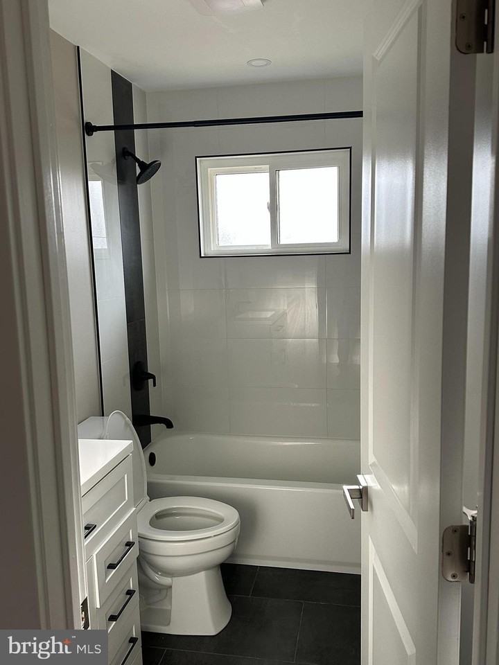 12 Sanbert Cir - Photo 7 of 14