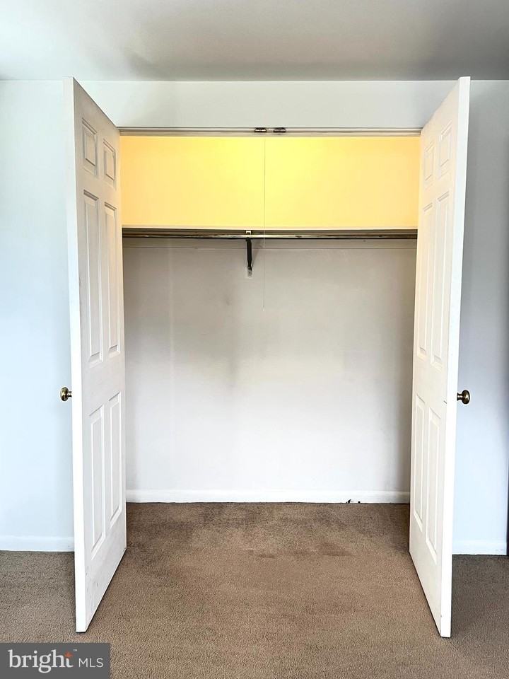 313 Herr Ave Apt 1 #1 - Photo 5 of 6