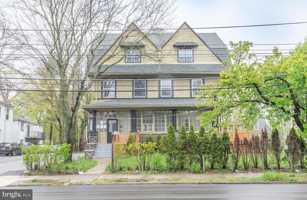 featured image of 115 Montgomery Ave Apt 2 #2