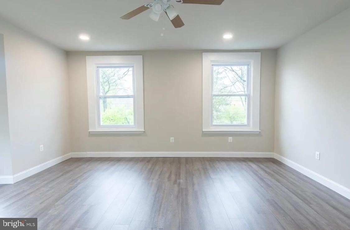 115 Montgomery Ave Apt 2 #2 - Photo 3 of 16