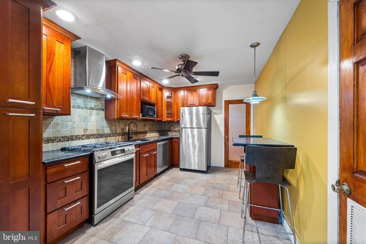 1114 Snyder Ave Unit 1 #1 - Photo 5 of 21