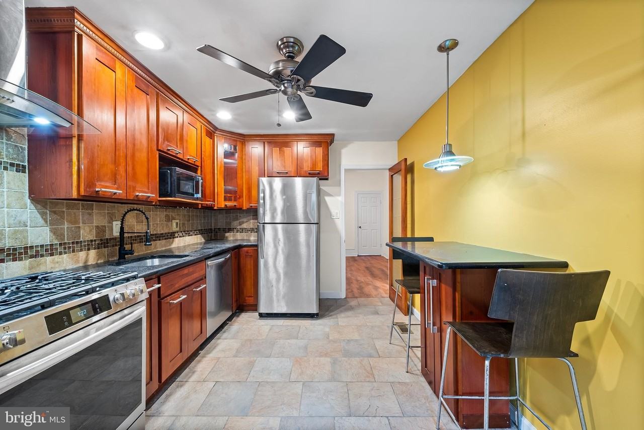 1114 Snyder Ave Unit 1 #1 - Photo 6 of 21