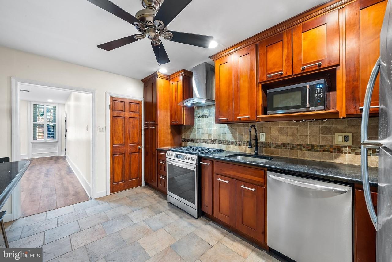 1114 Snyder Ave Unit 1 #1 - Photo 7 of 21