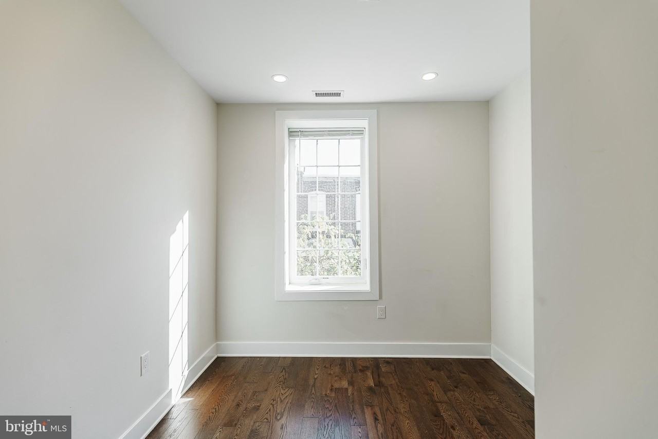 1331 S Dover St - Photo 3 of 24