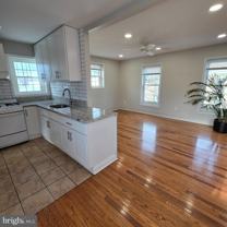 4400 Main St Unit 3b #3B - Photo 1 of 1