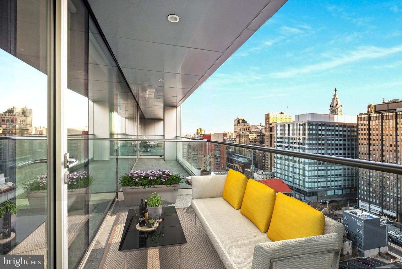 200 N 16th St Apt 711 #711 - Photo 5 of 50