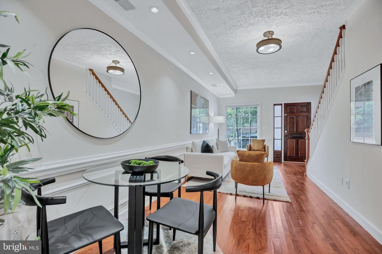 1437 Duke St - Photo 7 of 45