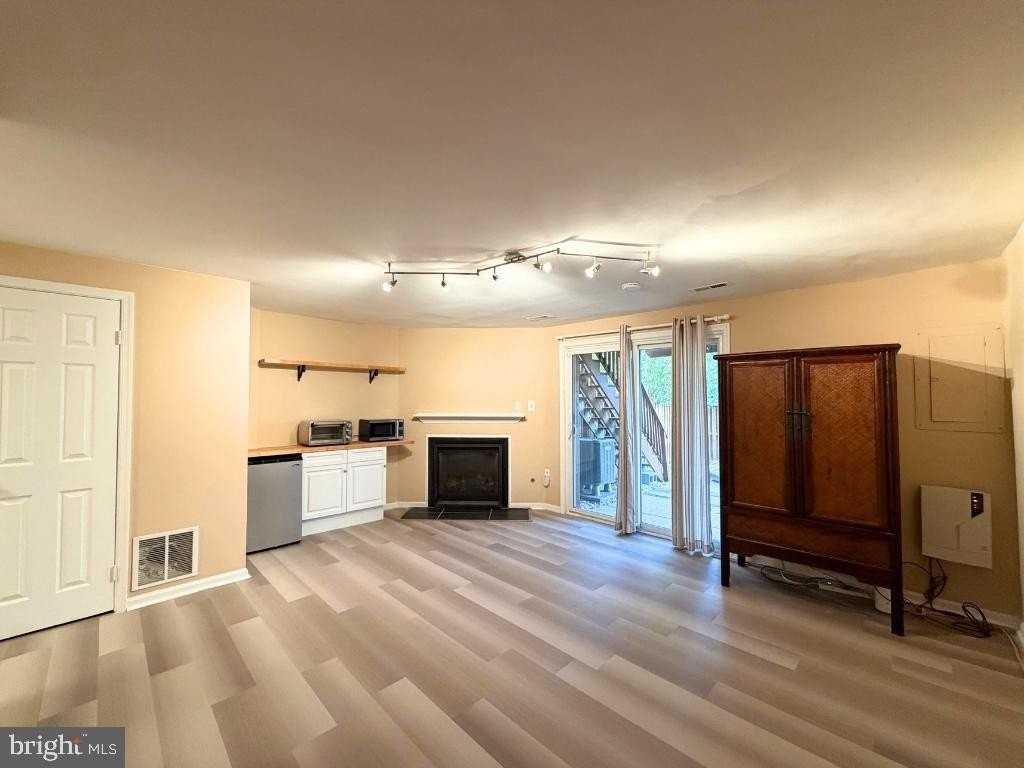 6502 Brick Hearth Ct - Photo 2 of 22