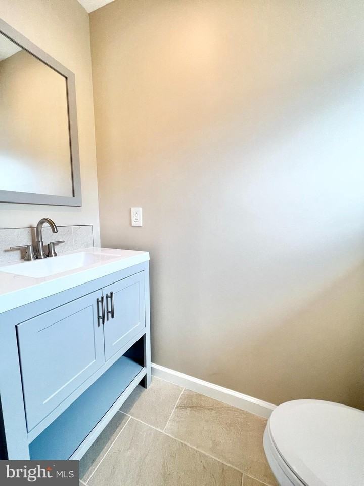 5504 Woodlawn Manor Ct - Photo 7 of 22