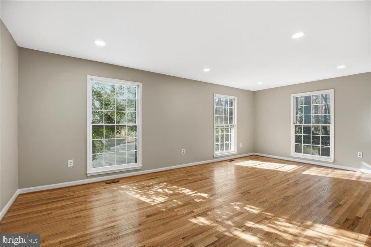 1501 Chatham Colony Ct - Photo 3 of 36