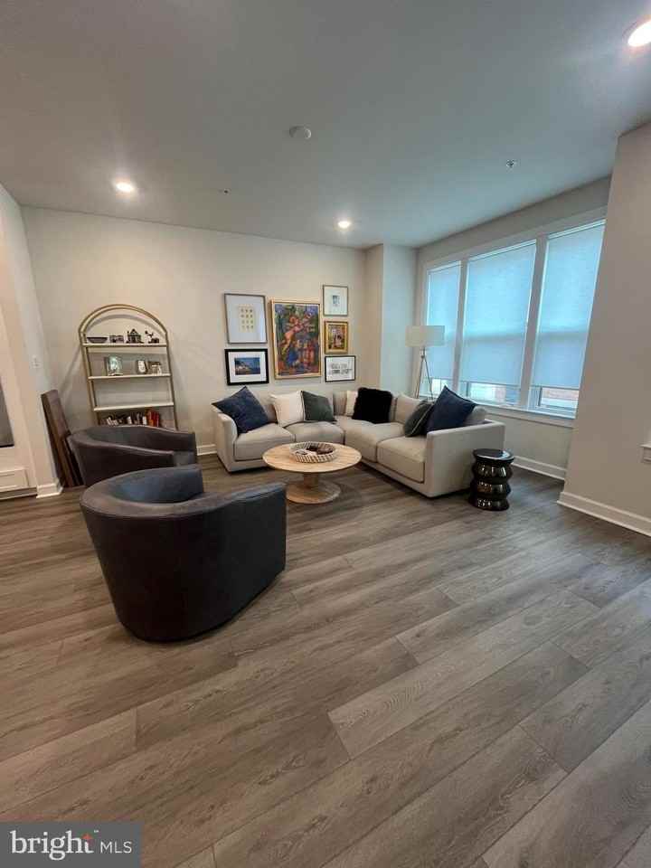 209 Market Sq Nw Unit 17 #17 - Photo 4 of 26