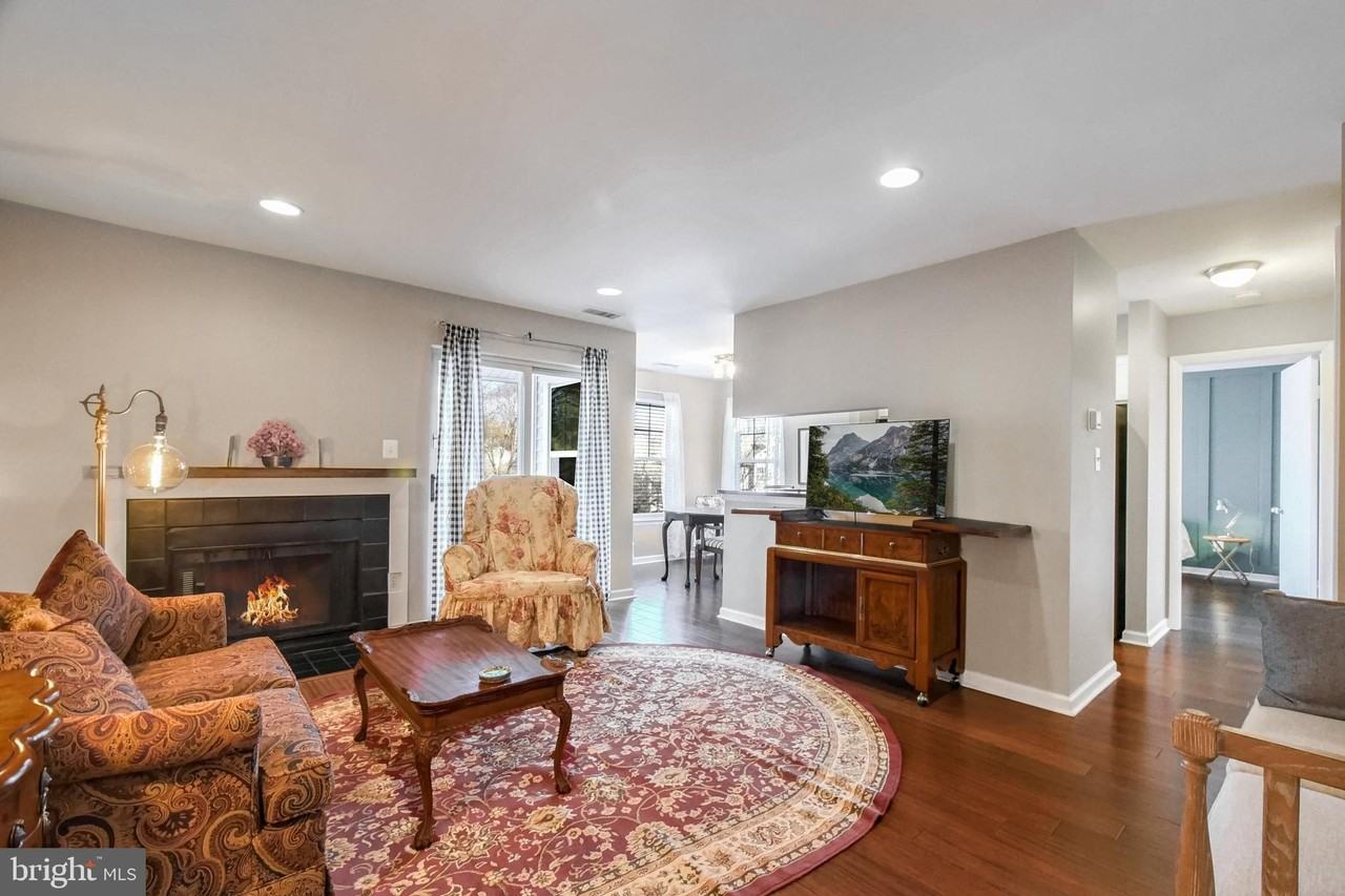 1785 Jonathan Way Unit 1785-C #1785C - Photo 5 of 15