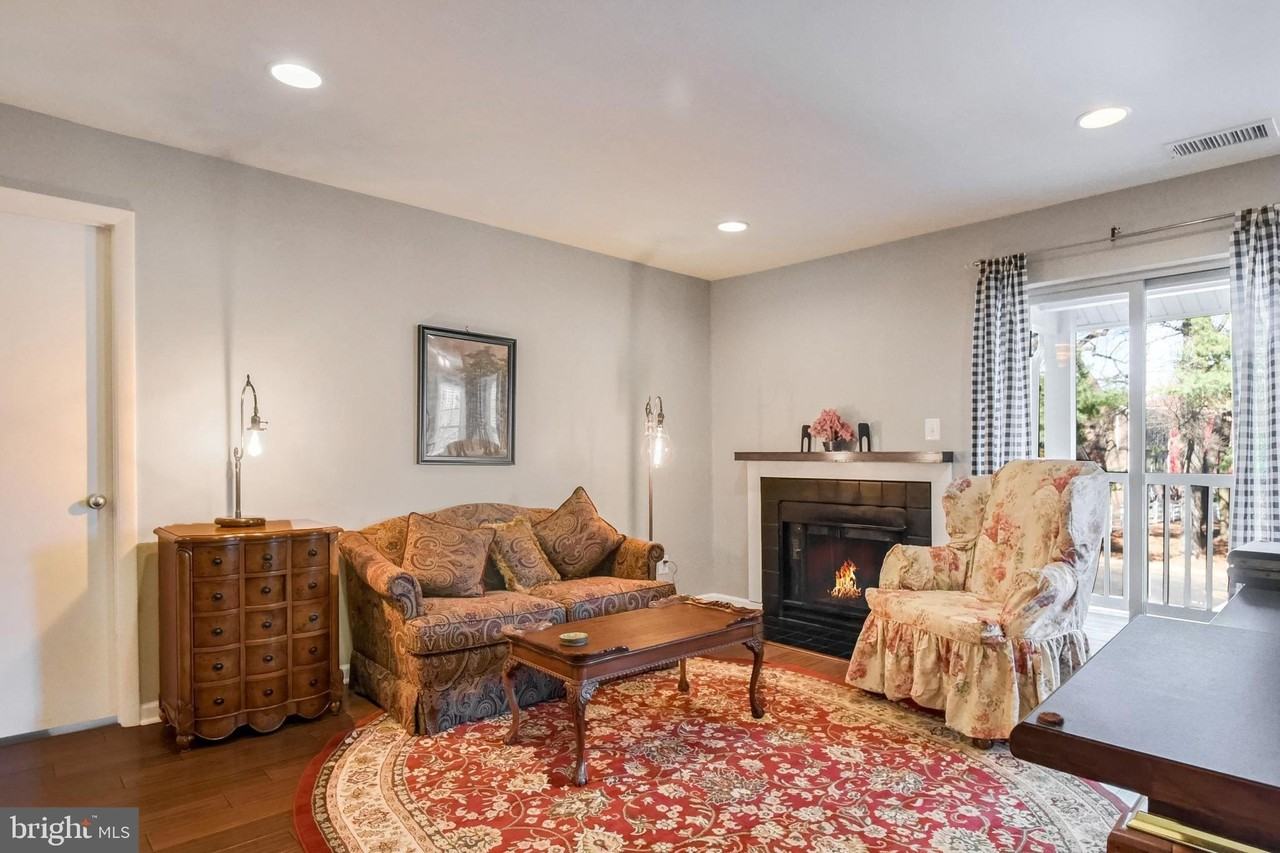 1785 Jonathan Way Unit 1785-C #1785C - Photo 6 of 15