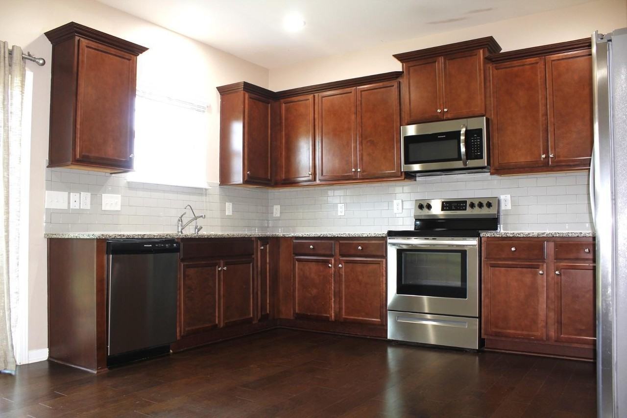 1316 Salters St - Photo 4 of 9