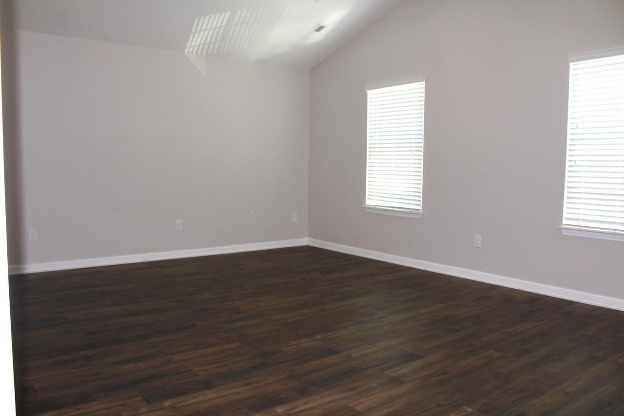 1316 Salters St - Photo 7 of 9