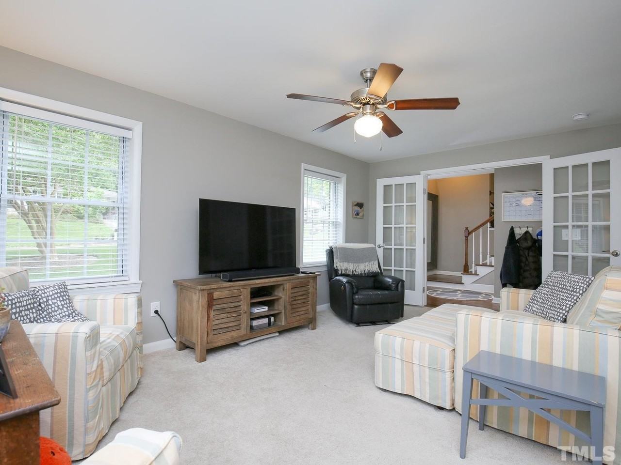 4902 Lakemont Dr - Photo 7 of 43