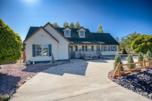 featured image of 133 S Country Club Dr