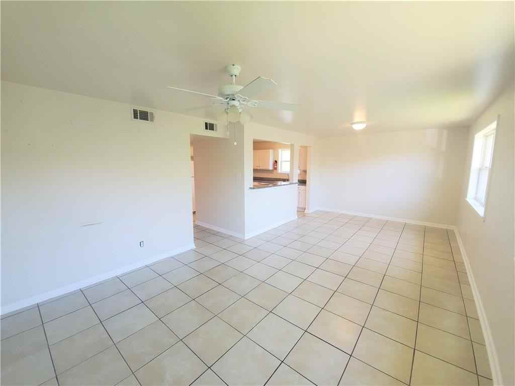 116 Zeta St ##B - Photo 3 of 15