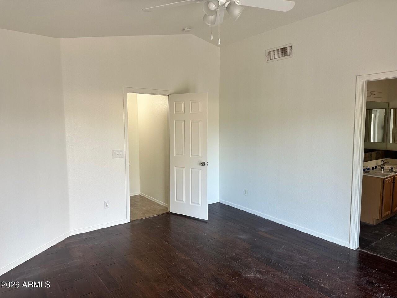 24634 N 39th Ave - Photo 4 of 13