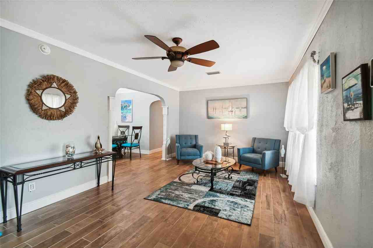 3915 N Ridge Ave - Photo 7 of 50