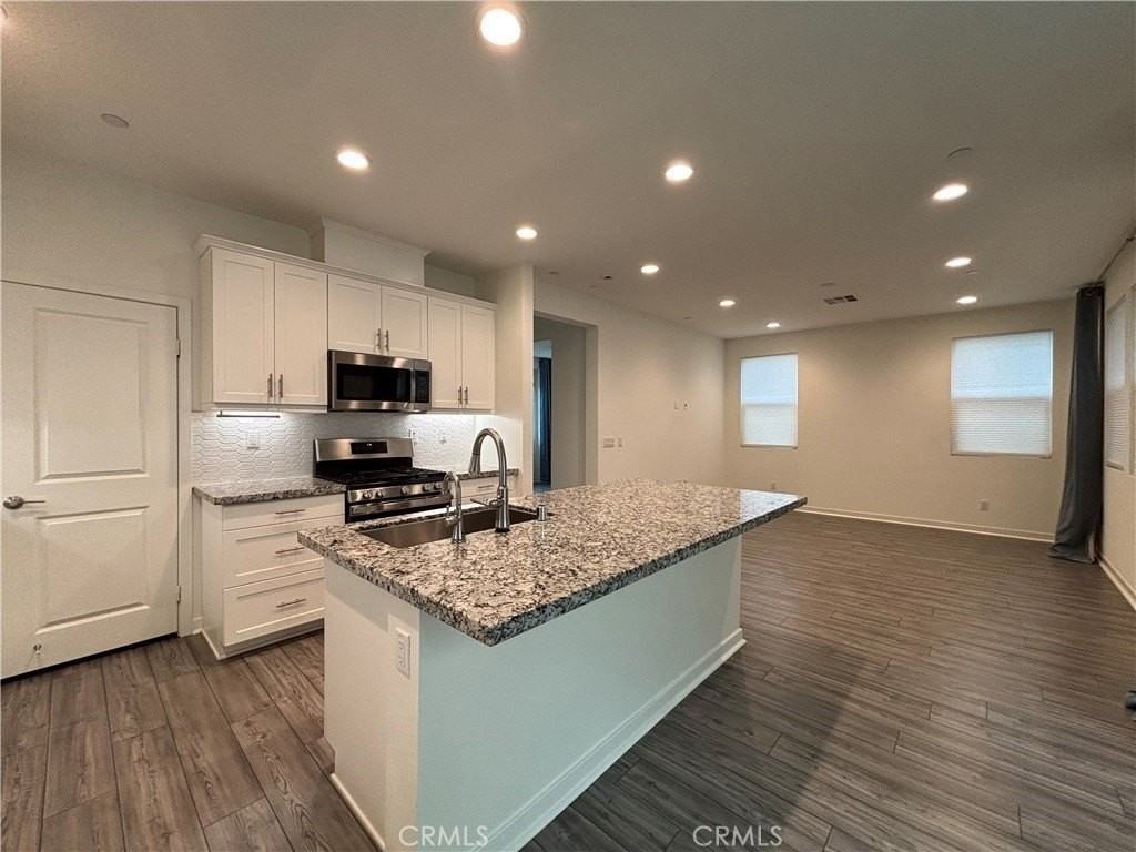 26149 Park Ave - Photo 6 of 22