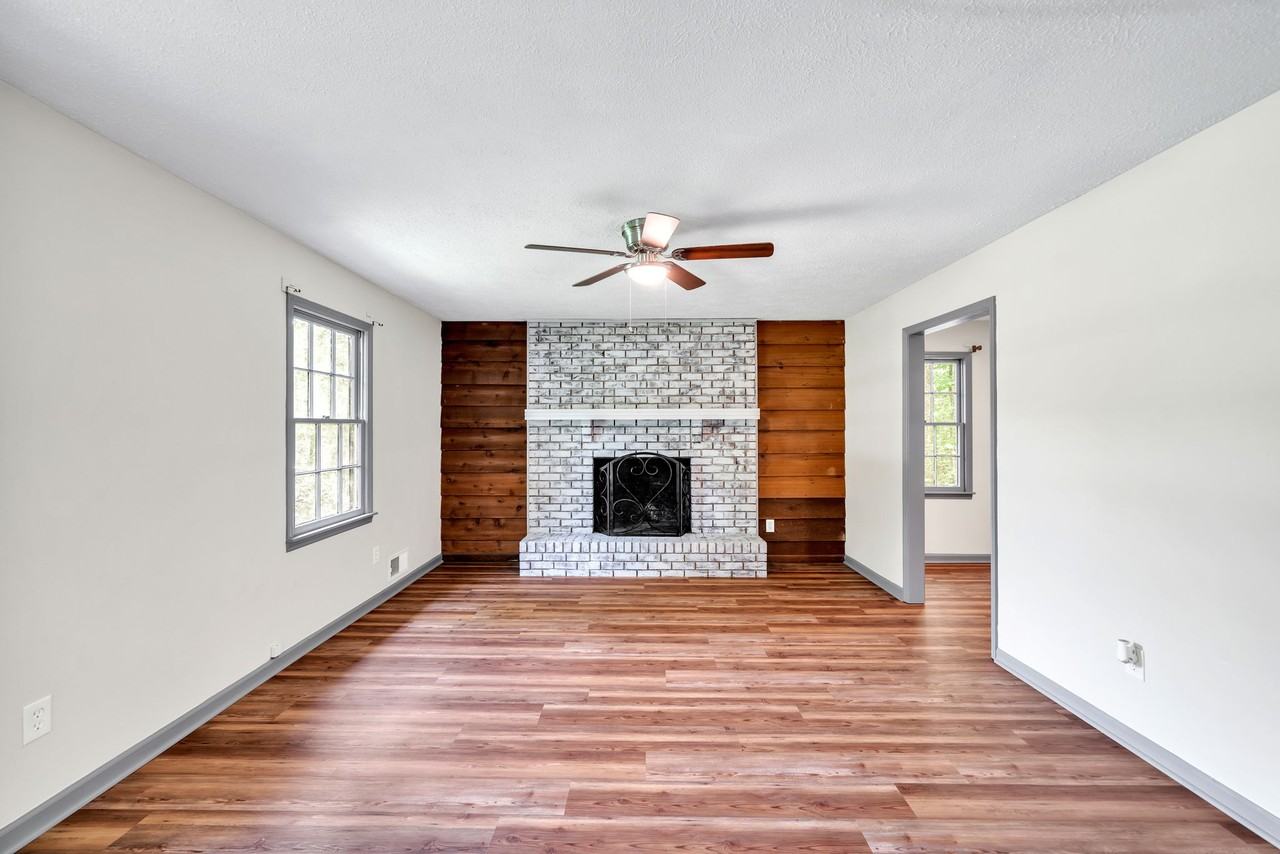 5902 Cumming Hwy #1 - Photo 7 of 35