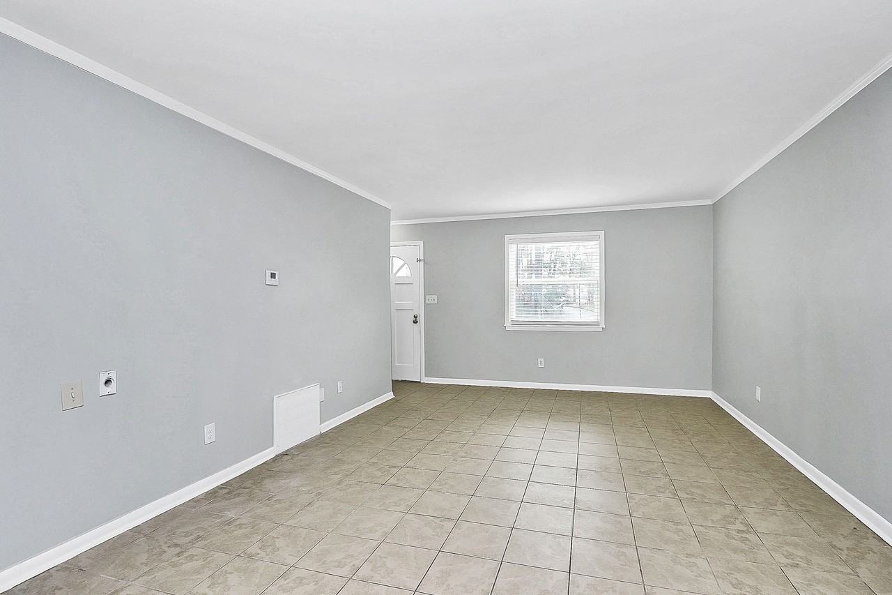 9121 Troon Ln #A - Photo 2 of 33