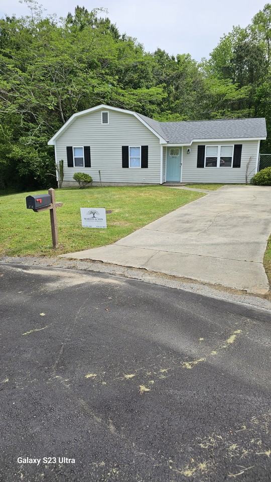 912 Laurel Ln #1 - Photo 5 of 28