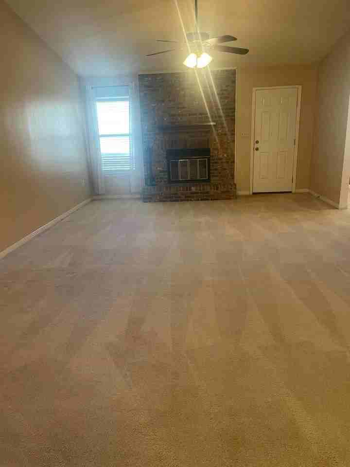 1105 Sean Ln - Photo 3 of 16