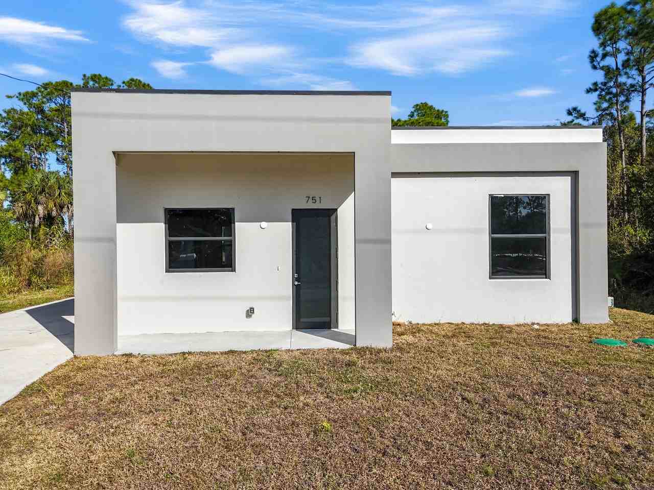 751 Clancy St E #1 - Photo 3 of 24