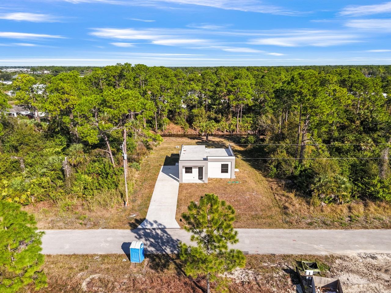 751 Clancy St E #1 - Photo 5 of 24