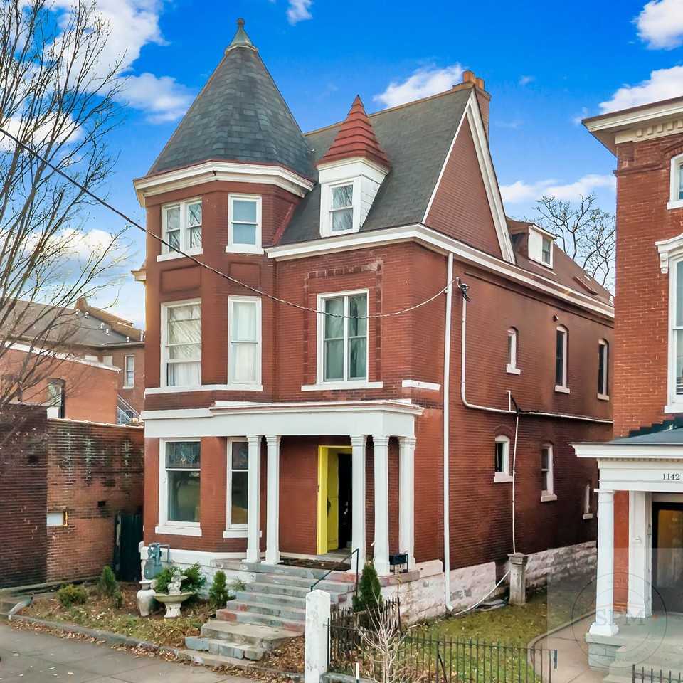 1146 S 6th St #1 - Photo 2 of 29