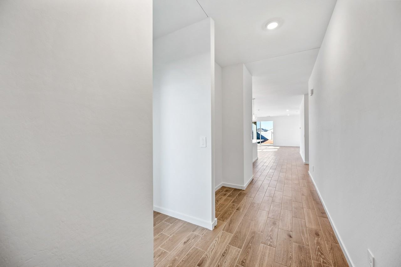 2436 Fortana Drive - Photo 2 of 28