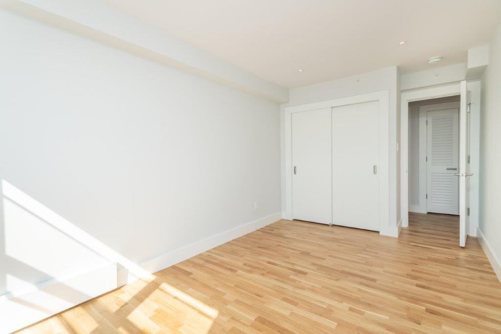 1413 Columbia Rd #15F - Photo 3 of 29