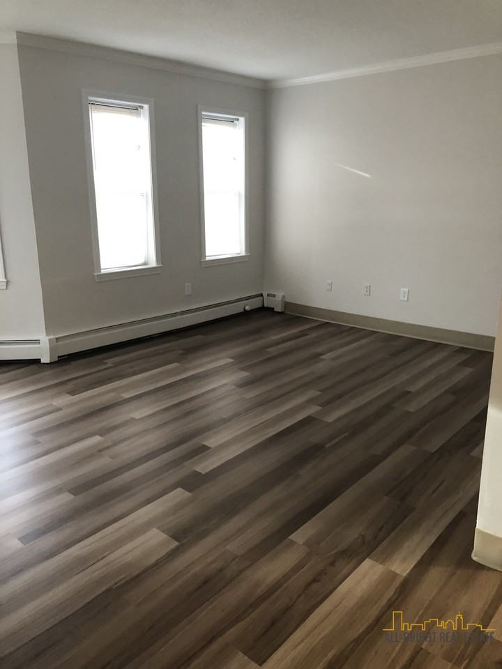 87 Saint Stephen St #25 - Photo 4 of 9