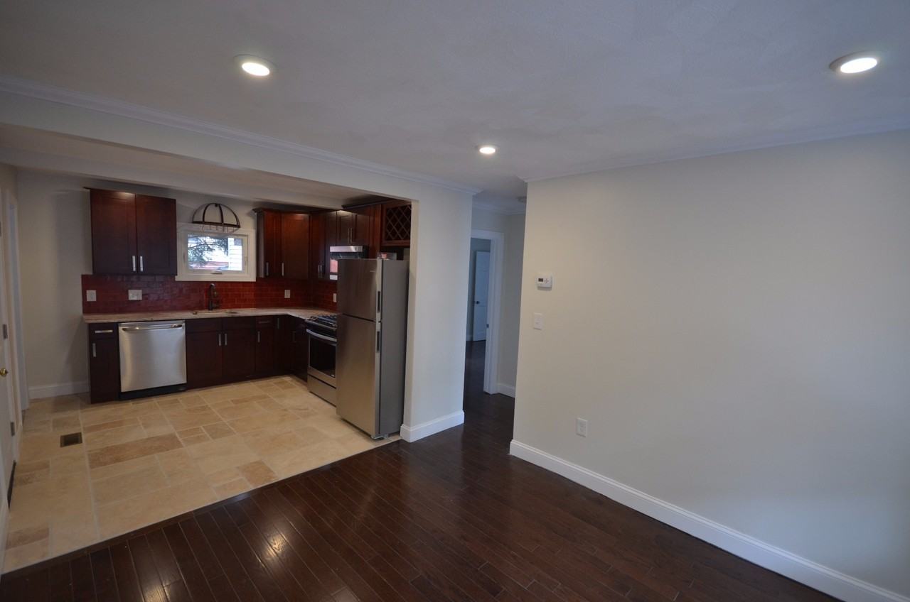 133 Brooks St #1 - Photo 2 of 7